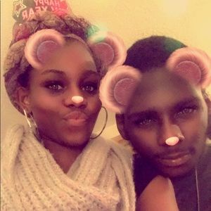 Meet your Posher, Kayla